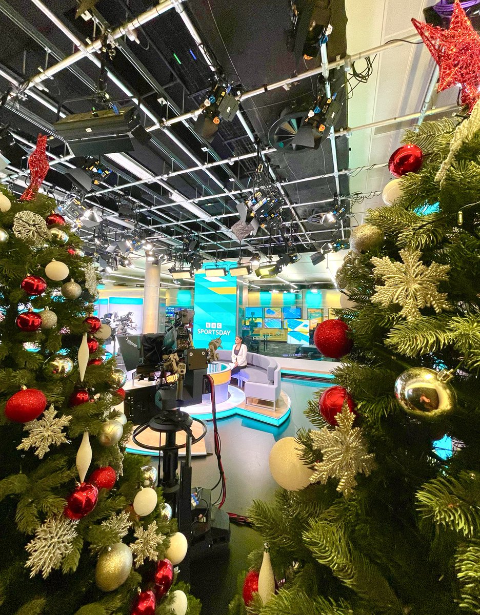Final <a href="/BBCOne/">BBC One</a> sports desk of the year for me in our very Christmassy <a href="/BBCSport/">BBC Sport</a> Centre studio coming up at Ten with a little festive ⚽️🏉🏏🎄