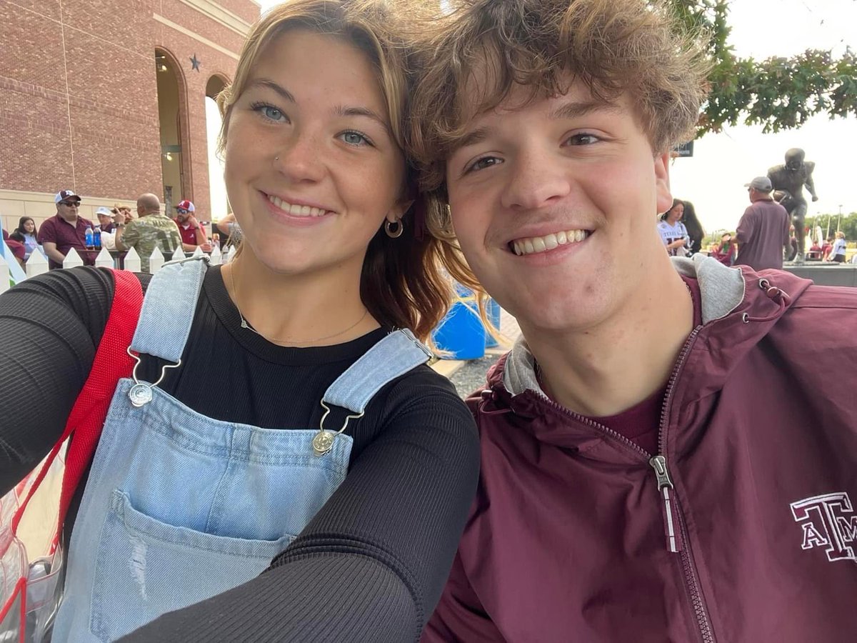 AggiesToday's tweet photo. It’s this girl’s 20th, and she’s the real trooper behind the work of AggiesToday! 😅

Wish her a happy birthday 👍 https://t.co/Pfq6MRlWuQ