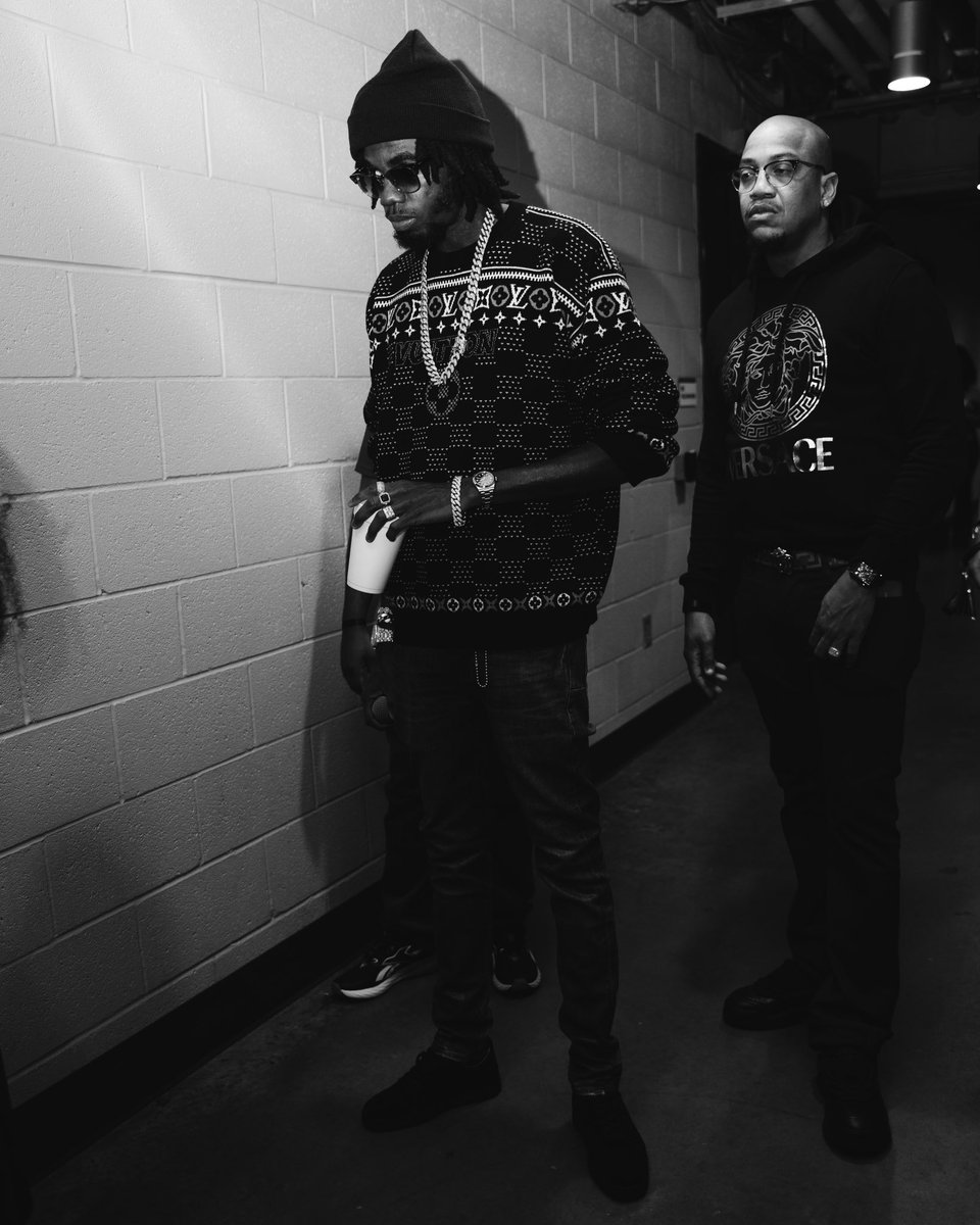 alexxshotthat's tweet photo. Young Lawd 🖖🏽 @THEALKALINE https://t.co/PClcbtwxAh