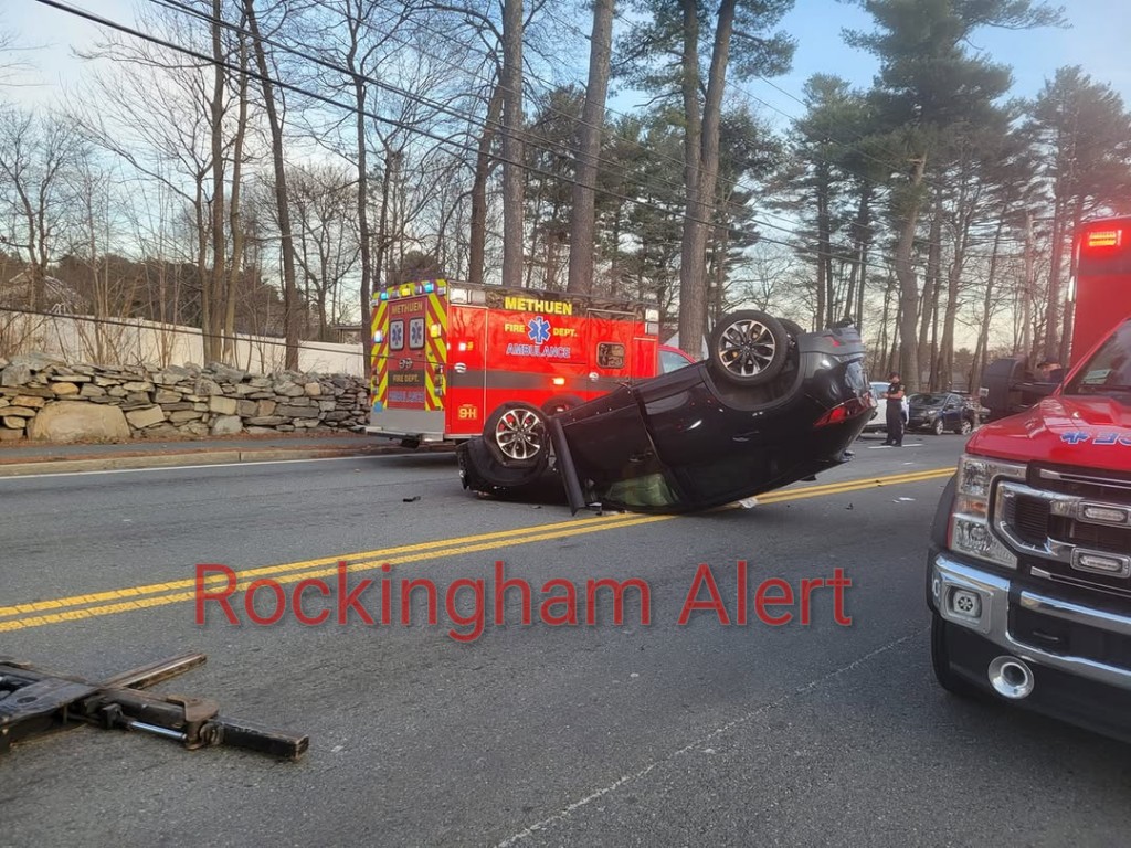 RockinghamAlert's tweet image. (OOA) Methuen, NH *MVC/ROLLOVER* Broadway (Rte 28) IAO Texas Roadhouse - Heavy delays between Route 213 and NH Stateline, due to a motor vehicle crash with rollover, seek an alternate route, lanes blocked - 12/15 - 16:10 #MATraffic #Rte28 #MethuenMA