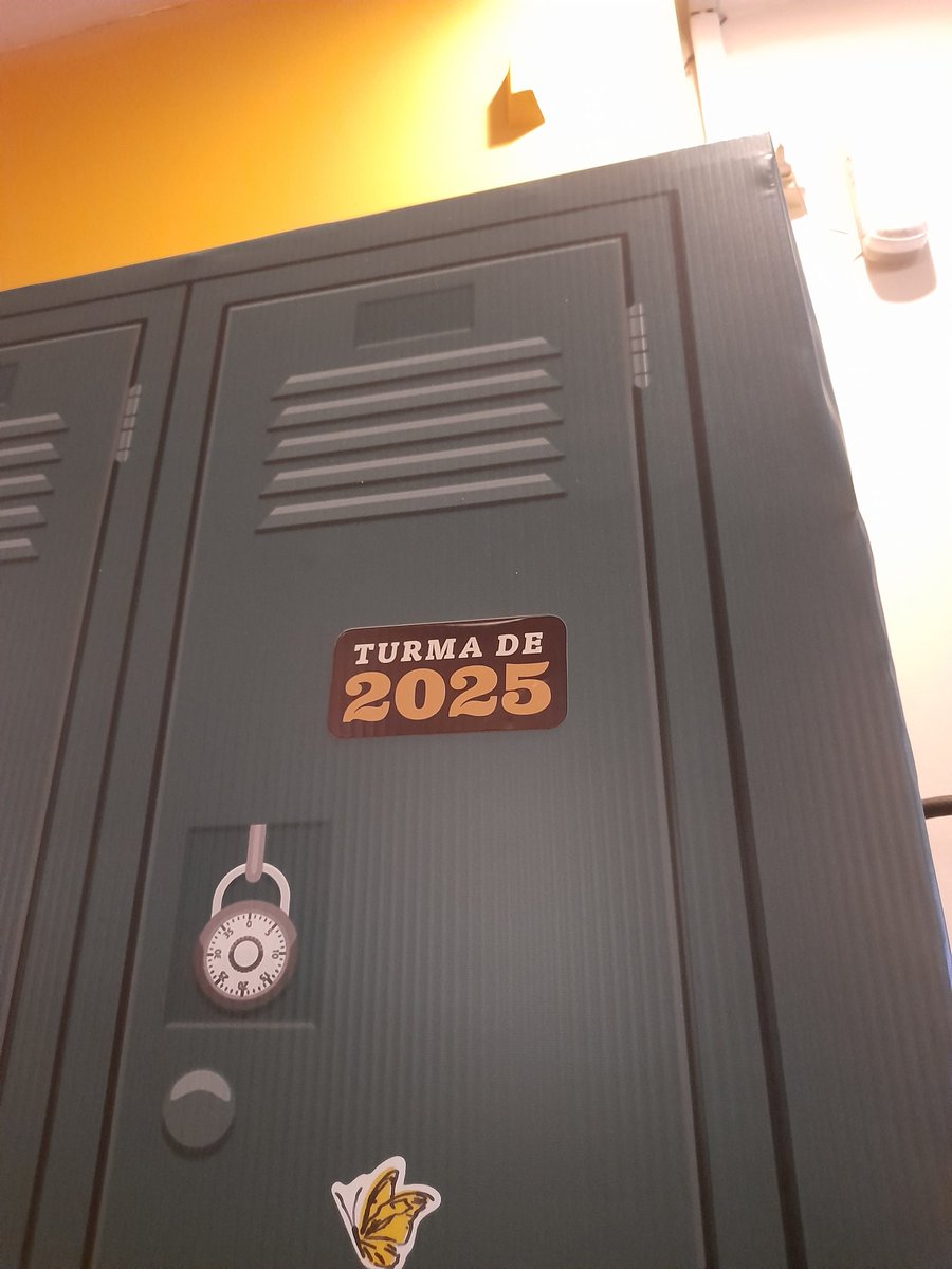 estranhaverso's tweet photo. Fui ao Vem Aí 2025 da Galera Record e foi incrível! ✨🎓 Em breve, conto todos os detalhes na matéria que estou preparando. Fiquem de olho! 👀📖 #VemAí2025 #GaleraRecord https://t.co/Zb8GXxw7Ek