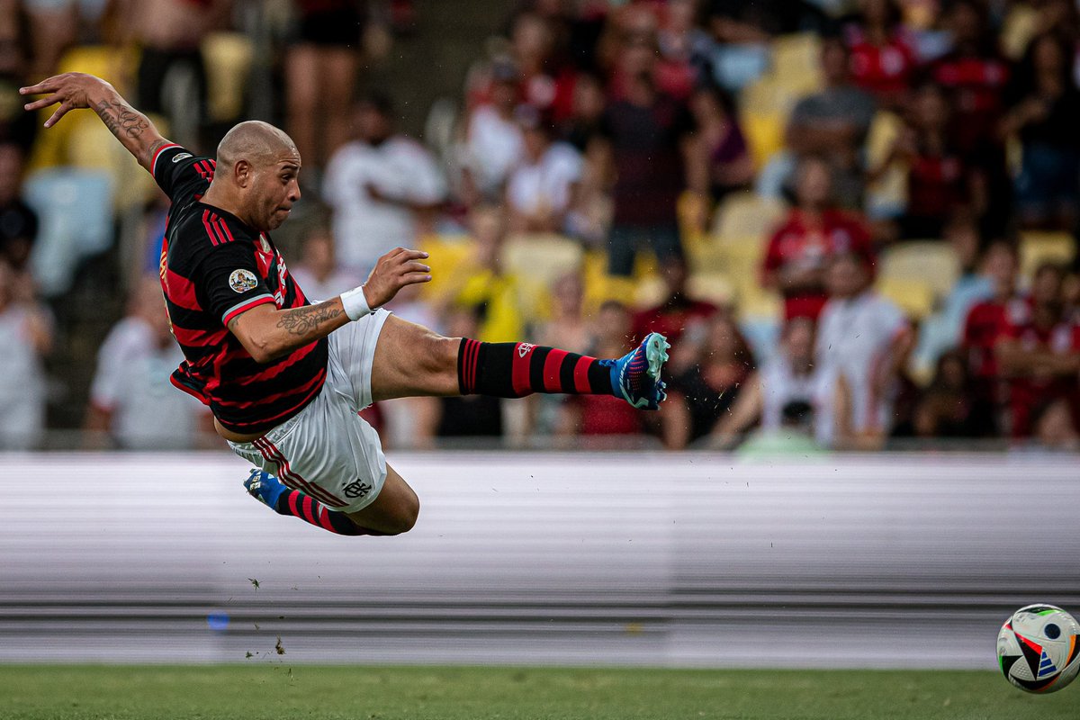 xbelacrf's tweet photo. maraca.
flamengo.
imperador. https://t.co/l5uNnhP3HA