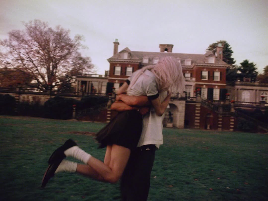 ROSÉ UPDATES¹ tweet media