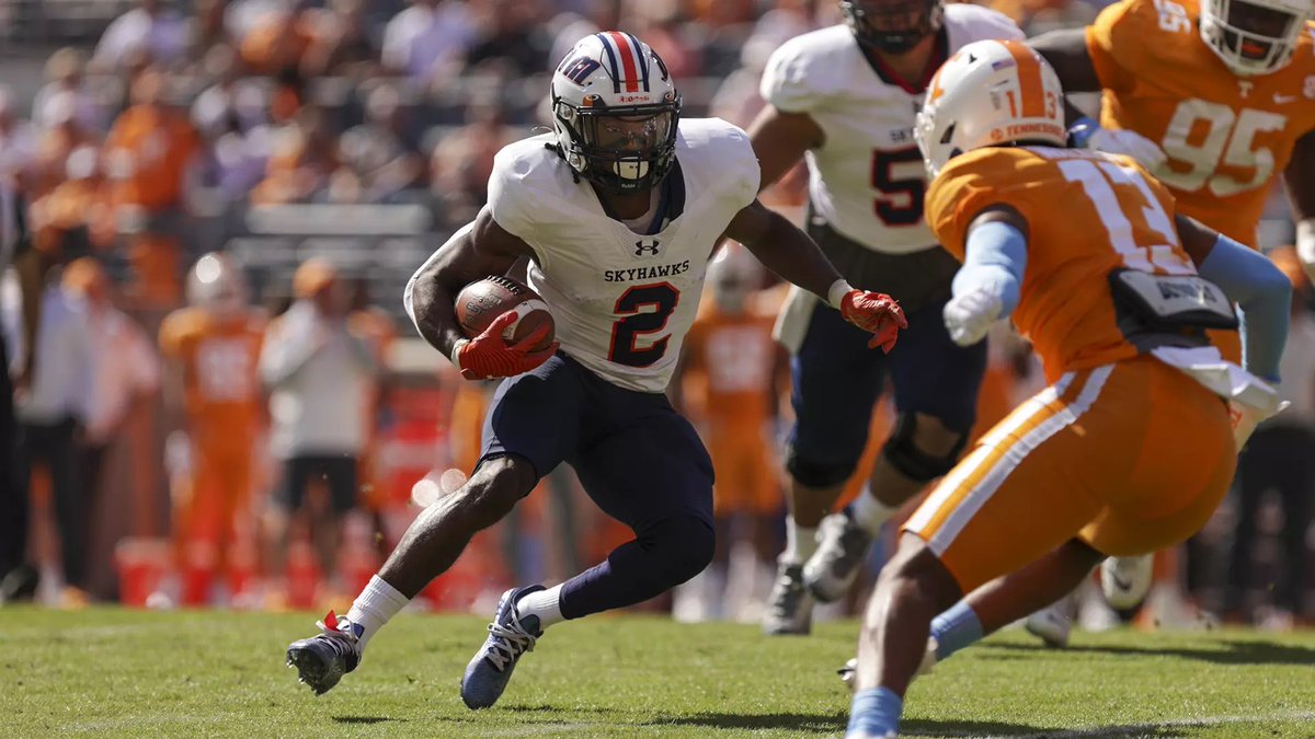 7myion7's tweet photo. Blessed to receive an offer from UT Martin! @CoachAClifton https://t.co/Jfy28j4bNP
