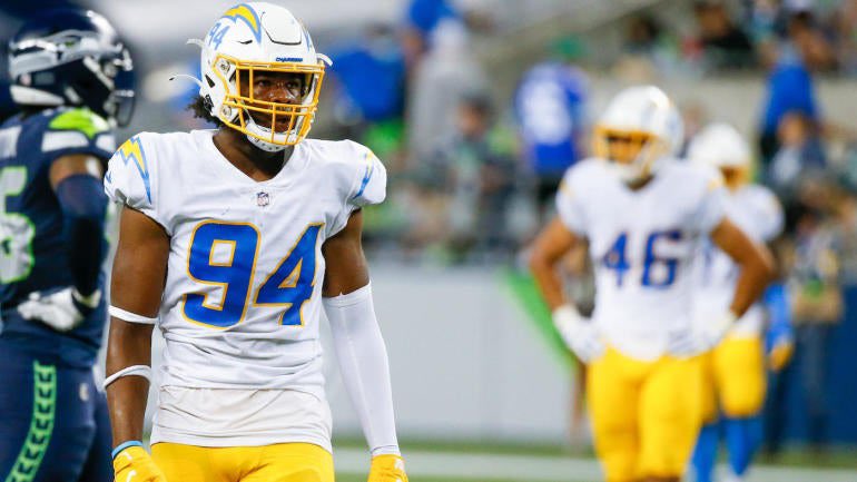 FOUR <a href="/LakeTravisHS/">LT High School</a> alum playing in the #TampaBay vs #Chargers game on <a href="/FOXSports/">FOX Sports</a> <a href="/bakermayfield/">Baker Mayfield</a> <a href="/DickertheKicker/">Cameron Dicker</a> <a href="/BrendenJaimes/">Brenden Jaimes</a> and <a href="/ChrisR_II/">Chris Rumph II</a> (thru junior year)