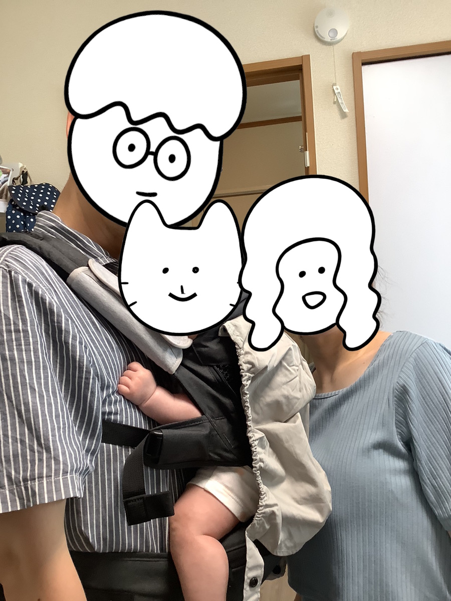 LucacohTokyo's tweet photo. 成城学園よりパパとママ、生後4ヶ月の赤ちゃんでご来店。現在コニー使用中。パパもママも２人で共有出来る抱っこ紐かヒップシートご希望。お二人共に腰痛持ち。重いお人形でエルゴ試着して頂いたら、腰にくるから無理そうと。ベビー&ミー→ポグネー→ミアミリーを試着され、調節もしやすくフィット感デザイン等でミアミリーに決定　ミアミリー　https://t.co/LbDb2TmnFF