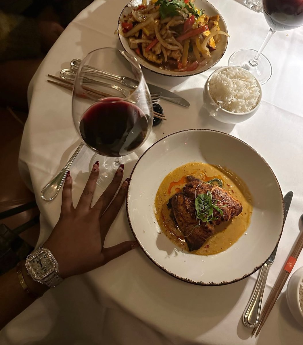 Goddess Jaslyn🛍️🥂💳 tweet media