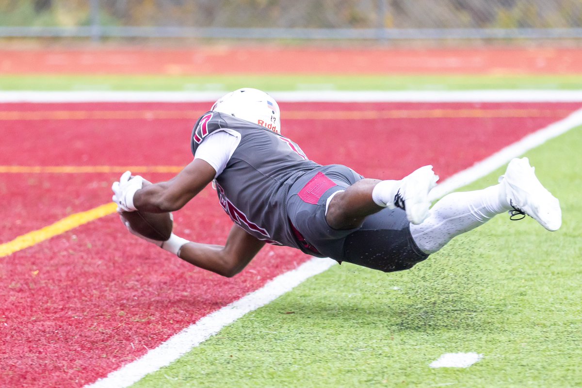 IN TWO SEASONS:

100 Rec
1809 Yards
17 Tds
18.1 YPC

PRODUCTION 🥋