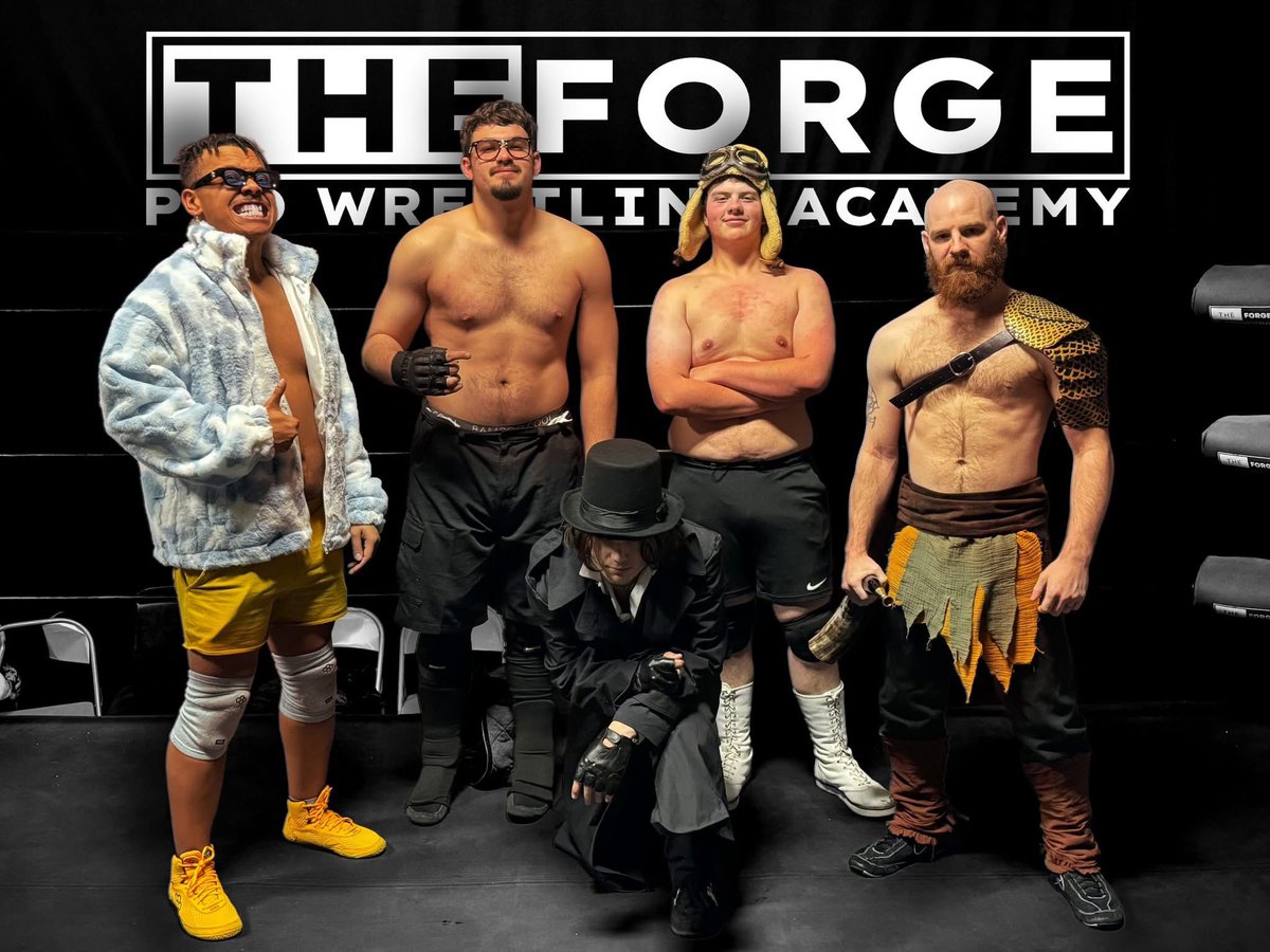 FORGEiowa's tweet photo. These guys kicked ass. Good job!

#LatestGraduates https://t.co/a05GDw5eFY