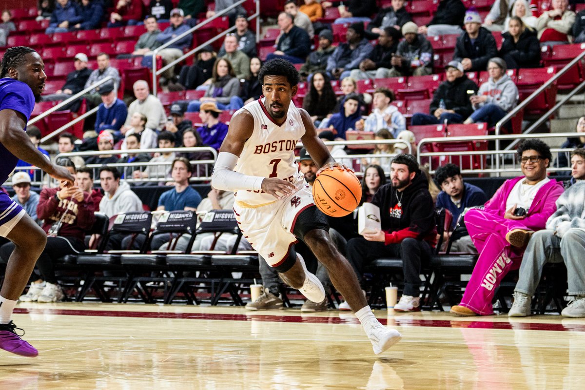 Second half is underway ⤵️ 

📺 bit.ly/3OVQjBx
📻 bit.ly/40x8Yus
📊 bit.ly/3AQpkUE
