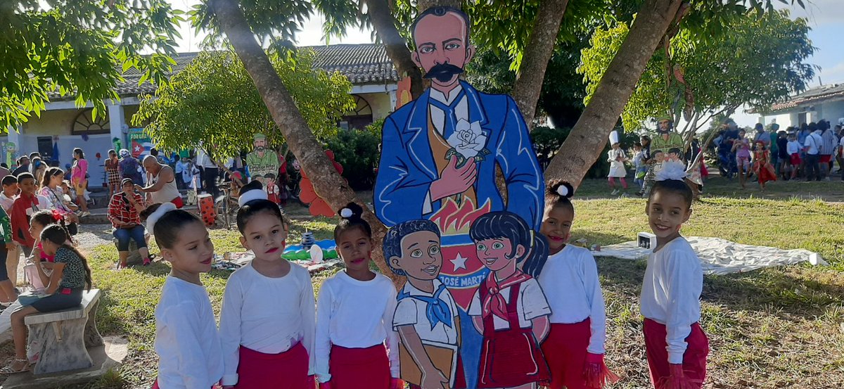 Una jornada muy feliz para los niños del Consejo Popular Sierra Caballos celebrando su día junto al Proyecto Educativo-Comunitario "Por una Infancia Feliz", como cada mes. #SentirPinero #IslaDeLaJuventud <a href="/DiazCanelB/">Miguel Díaz-Canel Bermúdez</a> <a href="/LorenzoOsbel/">Osbel Lorenzo</a> <a href="/EnaReyesTorre/">Ena Reyes Torres</a> <a href="/btan0987/">Naima Ariatne Trujillo</a> <a href="/EducacionIJ/">Educación Isla de la Juventud</a>