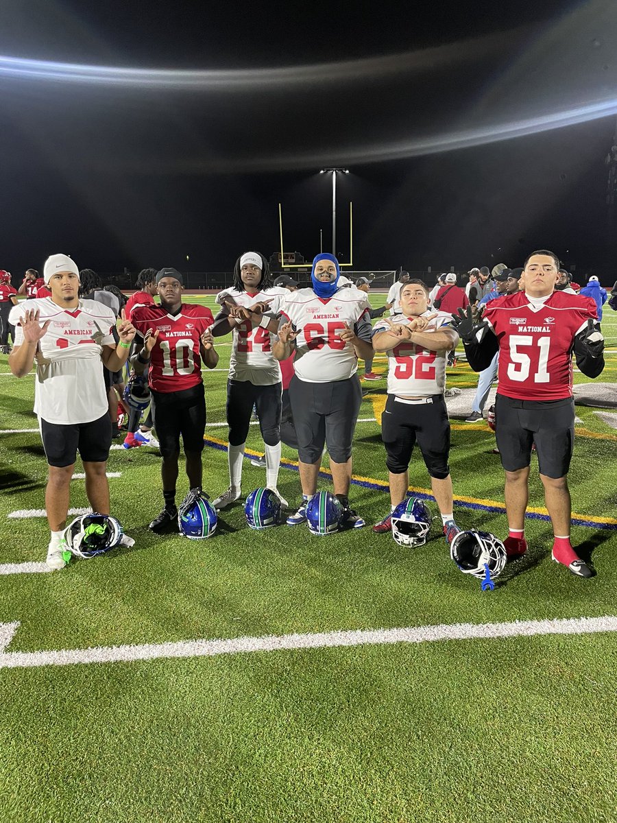 Some Cougars that’s represented <a href="/SCanyonsFB/">Somerset Canyons Football</a> in Last nights Palm Beach County All Star Game ,Played their last HS game and showed out‼️Proud of these young men and the commitment and hard word they showed to our program ‼️<a href="/disrodrigo_/">Rodrigo Oliveira</a>  <a href="/Caiosantos15_/">Caio Santos</a> <a href="/DumerinCalerbre/">Calerbre Dumerin</a> <a href="/MarkwanG___/">Markwan Griffiths</a>