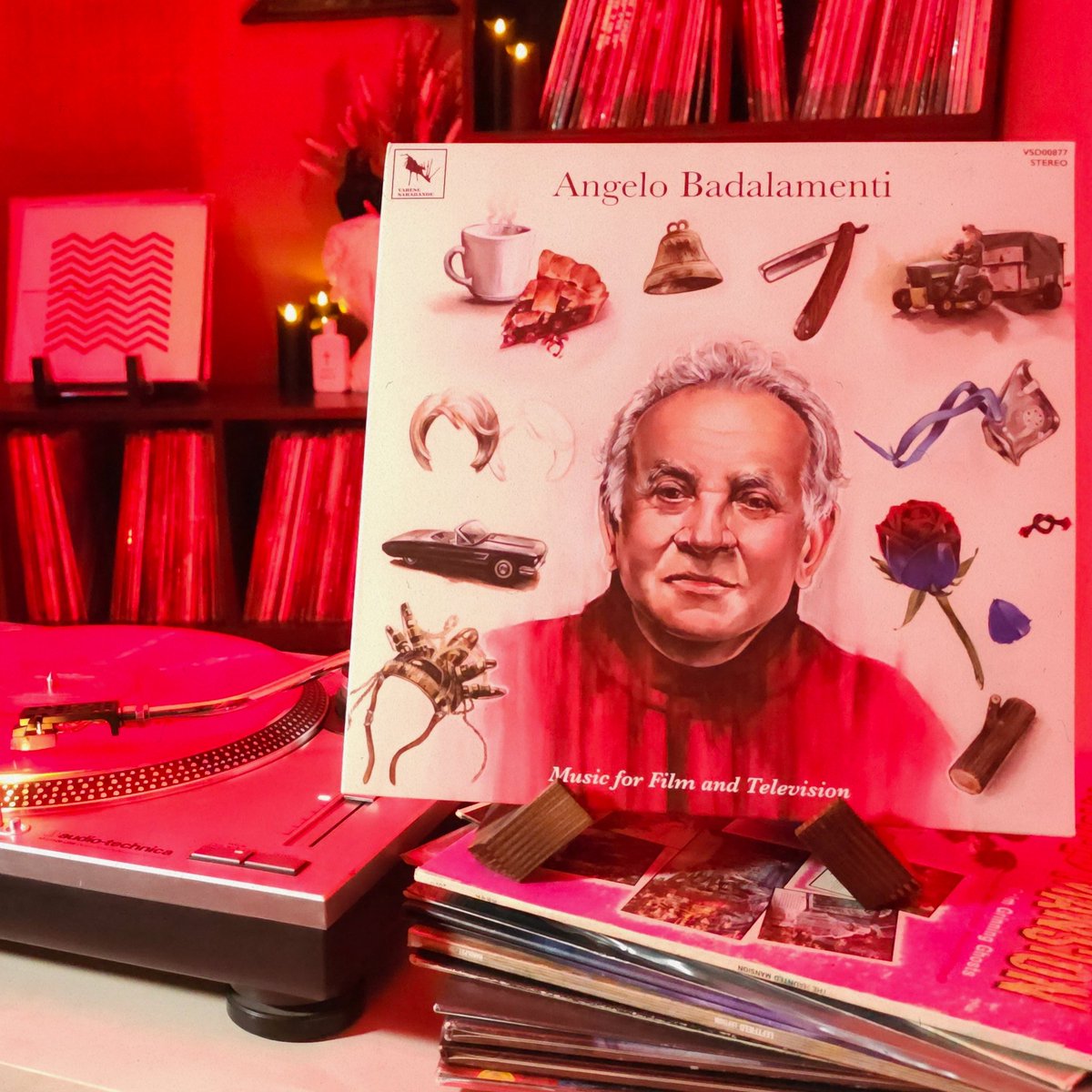 Rachel Reeves (@vinylgrrrl) on Twitter photo Now Spinning 🥧: MUSIC FOR FILM AND TELEVISION by Angelo Badalamenti
<a href="/VareseSarabande/">Varèse Sarabande Records</a> reissue for Record Store Day: Black Friday. A damn fine release. No NOES3 tho. Ltd to 1500. #vinyl Now Spinning 🥧: MUSIC FOR FILM AND TELEVISION by Angelo Badalamenti
<a href="/VareseSarabande/">Varèse Sarabande Records</a> reissue for Record Store Day: Black Friday. A damn fine release. No NOES3 tho. Ltd to 1500. #vinyl