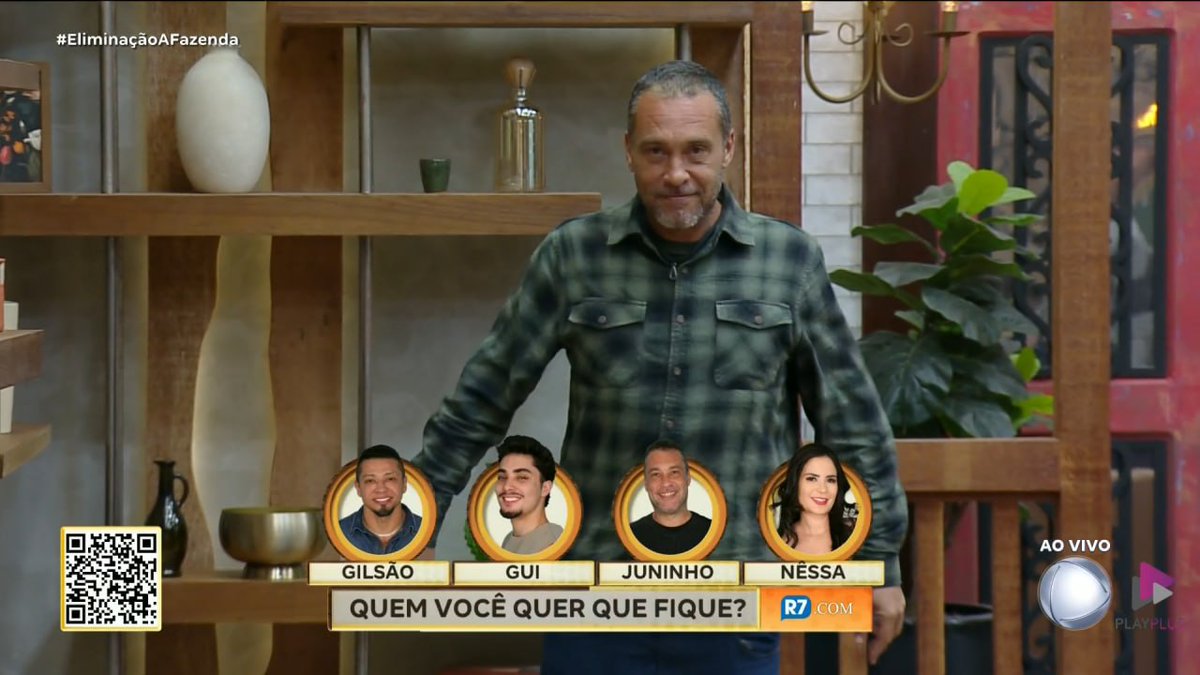 canalantenados's tweet photo. Juninho pede votos para ficar. Terá sua ajuda?
"Vim aqui para agradecer quem votou pra eu ficar na última vez e quero pedir mais uma vez. Junta todo mundo, família, amigos, fãs seguidores, manda o link do R7 botando #FicaJuninho, #TeamJuninho... Vem comigo, Brasil. Quero realizar esse sonho e espero que estejam gostando do que tô fazendo aqui!" #AFazenda