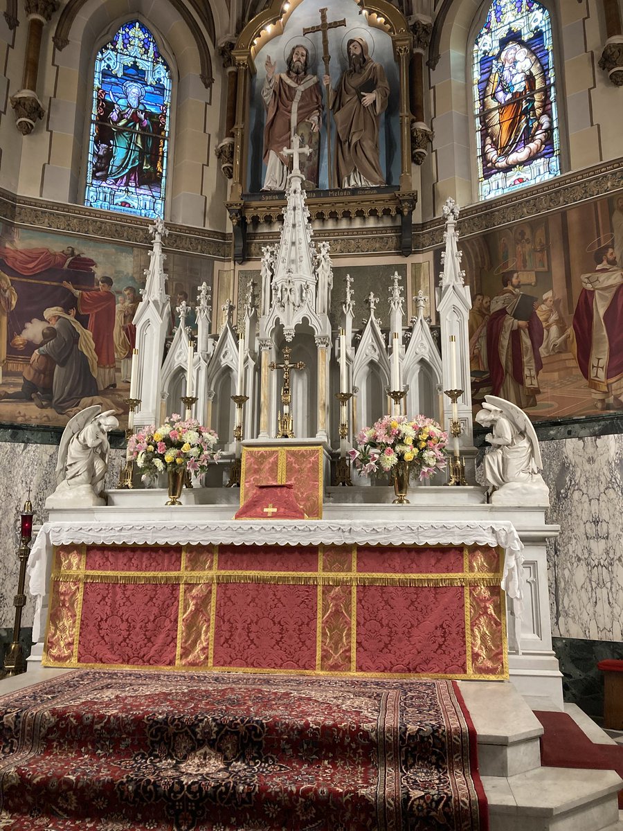 IteAdJoseph319's tweet photo. Gaudete Sunday.  Gaudete in Domino semper: iterum dico, gaudete.  Motet at the offertory: Vox clamantis in deserto.  Last day of the Immaculate Conception Octave.  Sts. Cyril and Methodius Oratory, Bridgeport, CT. https://t.co/MfQ0DpdQHo