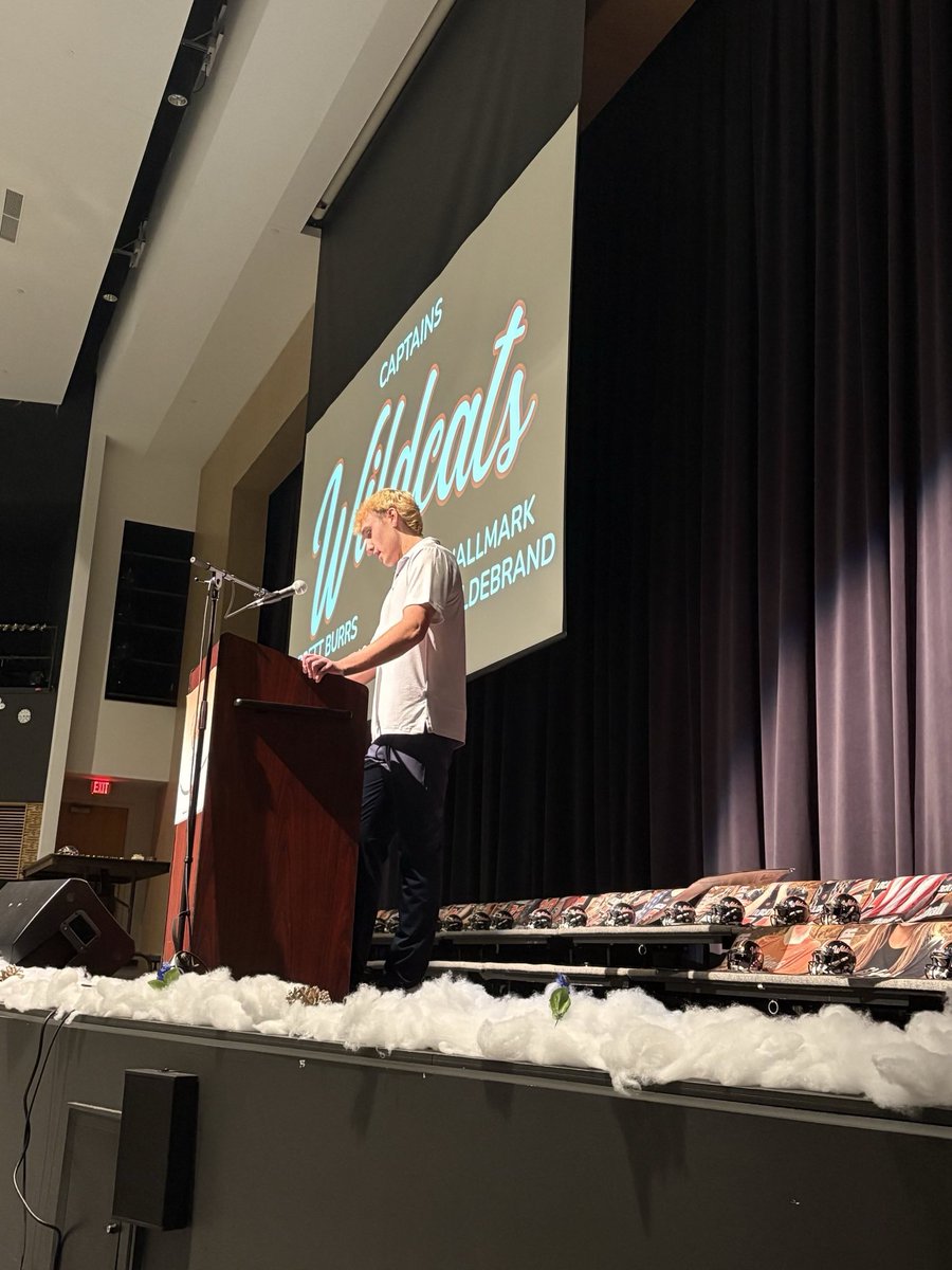 Verona Area Wildcat Football (@veronawildcatfb) on Twitter photo Captains
<a href="/milesdawkins_/">Miles Dawkins</a> <a href="/brett_burrs/">Brett Burrs</a> <a href="/DylanHilde07/">Dylan Hildebrand</a> <a href="/hallmark_caleb/">Caleb Hallmark</a>
Giving their final messages Captains
<a href="/milesdawkins_/">Miles Dawkins</a> <a href="/brett_burrs/">Brett Burrs</a> <a href="/DylanHilde07/">Dylan Hildebrand</a> <a href="/hallmark_caleb/">Caleb Hallmark</a>
Giving their final messages