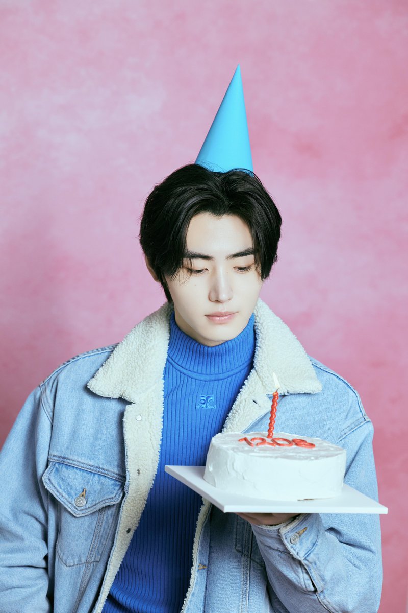 enhypenweverse's tweet photo. [PHOTO] 241216

ENHYPEN B-DAY PAPER Behind Cuts - SUNGHOON

@ENHYPEN_members @ENHYPEN #ENHYPEN #엔하이픈 #SUNGHOON #성훈 https://t.co/lQtKgrQbR8