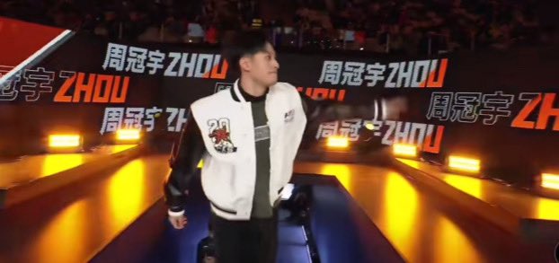 KimiGoatanelli's tweet photo. - gets points
- loses his seat 
- enters a csgo competition 
- wins
- refuses to elaborate futher https://t.co/sJ23TH6iZk