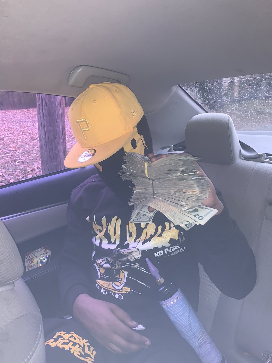 Co3aob's tweet photo. I done made me some plays and put tax on it..It feel good to come all the way back from itWhen you up, they gon' say that you act funny You feel cocky, you actually got money https://t.co/JAlJJo7JhJ