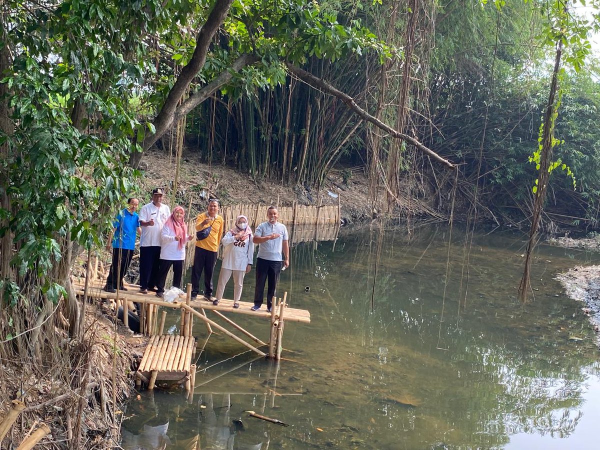 NF_Rosadi's tweet photo. Jum'at, 15/11/24
Nirvani FR, Luhkan Karanganyar
Melaporkan kegiatan penebaran benih ikan nila di aliran sungai bulu alamat Desa Dagen Kec. Jaten sebanyak 2.700 ekor #GiatLuhkanSatminkalTegal #LuhLapor
@pusluh_bppsdm
@PKBLU_bp3tegal https://t.co/KgookeUXAb
