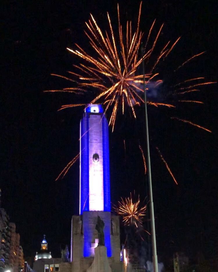 AgrupacionCA's tweet photo. A un año de nuestra séptima estrella.

Un humilde festejo de los pibes de Central para todo Rosario.

¡EL MÁS CAMPEÓN DEL INTERIOR DEL PAÍS! 🇺🇦 https://t.co/y4luAWIR3T