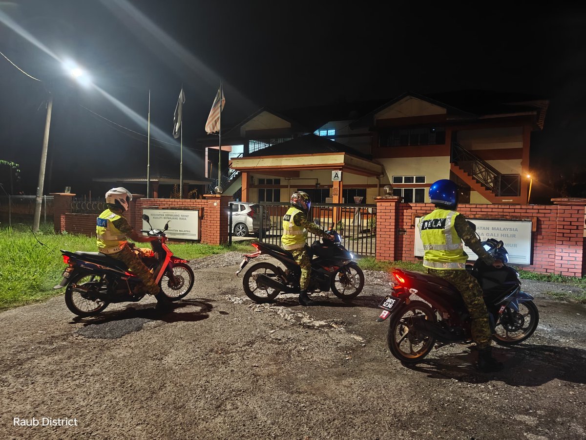 RELARaub's tweet photo. RONDAAN KOMUNITI RELA BERSAMA PDRM 2024 DAERAH RAUB 

Tarikh : 15 Disember 2024 (Ahad)
Masa : 4.00 Petang - 12.00 Malam
Tempat : Sekitar Kawasan Gali, Raub https://t.co/ot9HwH1isc