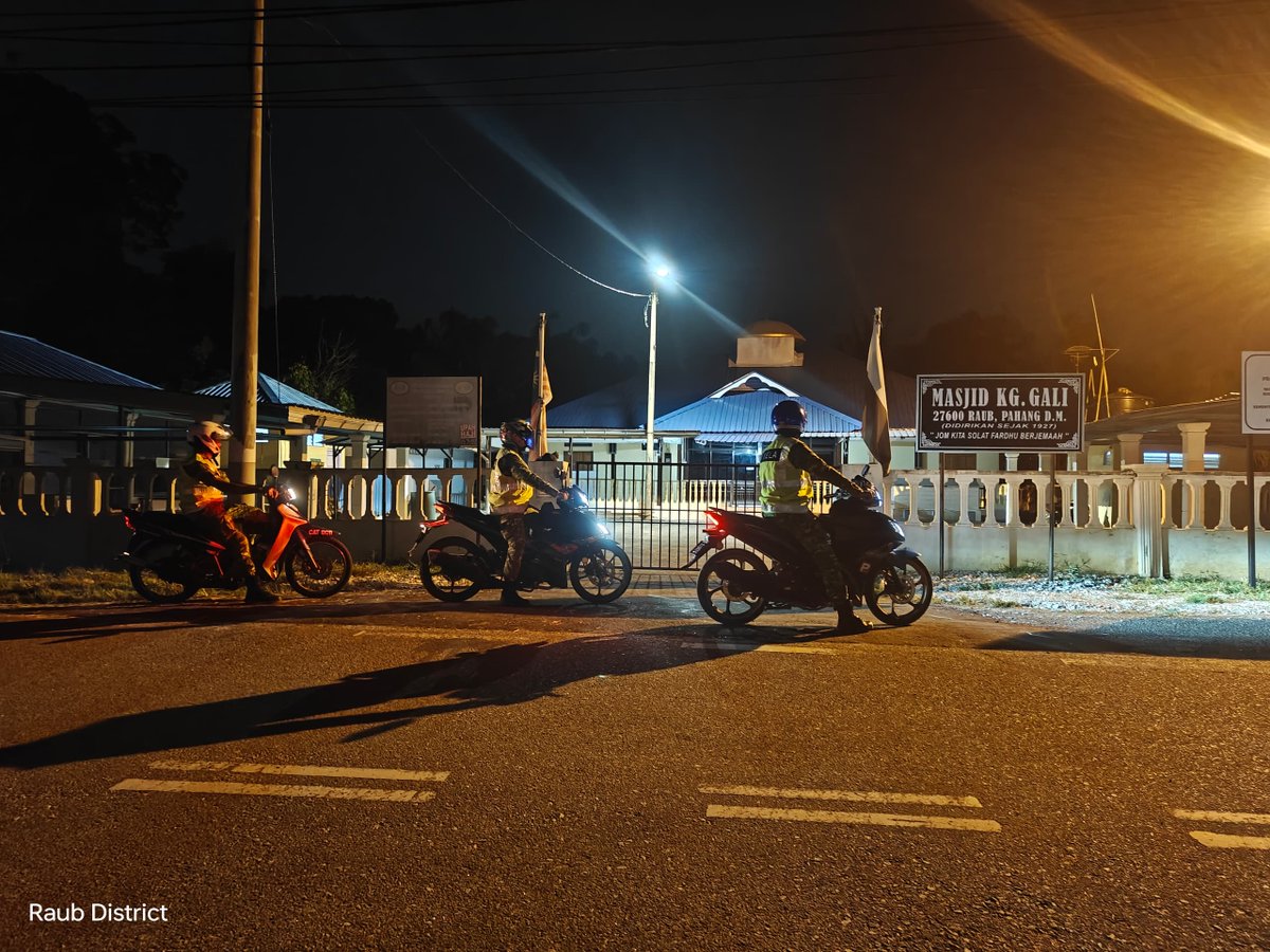 RELARaub's tweet photo. RONDAAN KOMUNITI RELA BERSAMA PDRM 2024 DAERAH RAUB 

Tarikh : 15 Disember 2024 (Ahad)
Masa : 4.00 Petang - 12.00 Malam
Tempat : Sekitar Kawasan Gali, Raub https://t.co/ot9HwH1isc