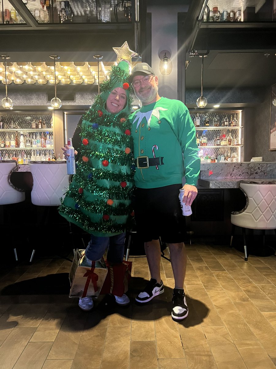 craigfinkLA's tweet photo. Busy holiday season so far. https://t.co/0MmrwAcmfk