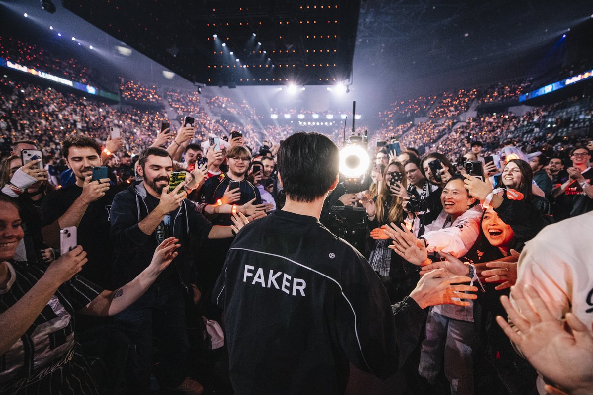 OTP_LoL's tweet photo. C'était Red Bull League of Its Own avec OTP, merci à tous ! 🧡 https://t.co/wfYcOBs0An
