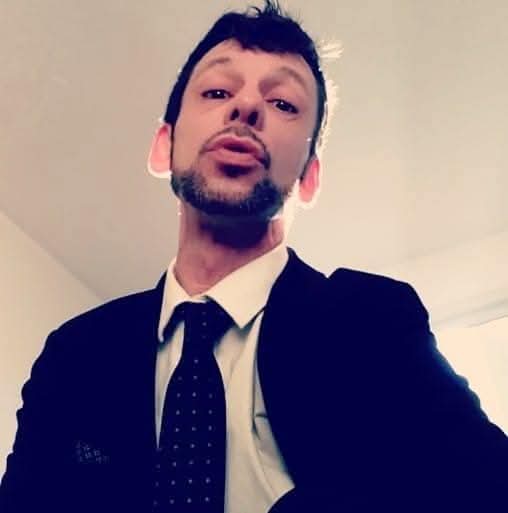 LemonFrank2's tweet photo. @PoliceRealites Bravo 💯💯💯👌.. Comme quoi.. Jolie femme avec beaucoup de prestance et d'élégance..
Et elle parle très bien 🌹👌🌹 https://t.co/X1dUqY2N2D