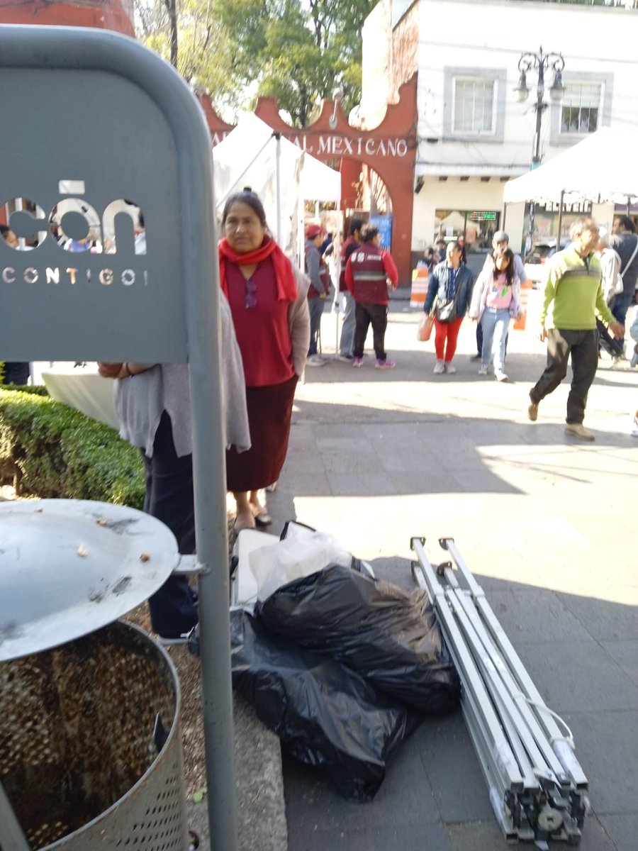 vecinosVillaCoy's tweet photo. ¿Cómo @Alcaldia_Coy ? ¿Alcalde @giogutierrezag ?
Jefa de Gobierno @ClaraBrugadaM y @SeGobCDMX ¡¡Ahora resulta que personal de Segobcdmx autoriza la mercantilización de espacios públicos patrimoniales  violando normativa urbana @craviotocesar !! https://t.co/e10z12Rnq0