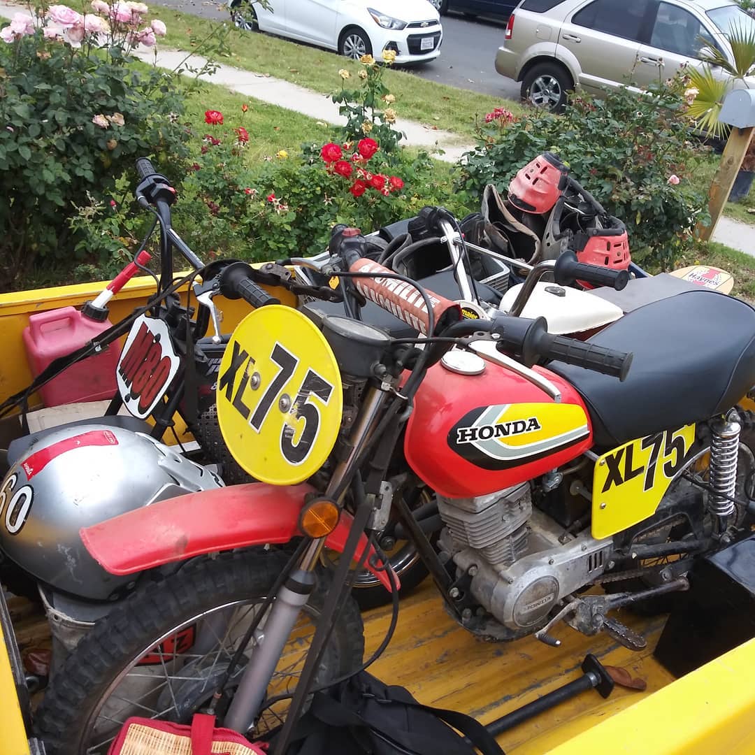BRWTwit's tweet photo. Southern California, be on the lookout for this Honda XL75 motorcycle, stolen from my driveway in Van Nuys at some point in the last few days https://t.co/suYod5op4I