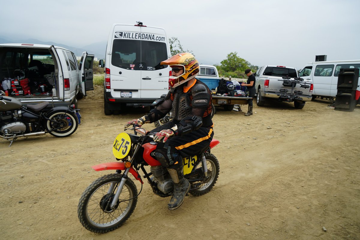 Southern California, be on the lookout for this Honda XL75 motorcycle, stolen from my driveway in Van Nuys at some point in the last few days