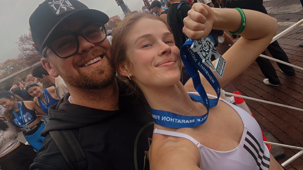 Chloe Barrett tweet media