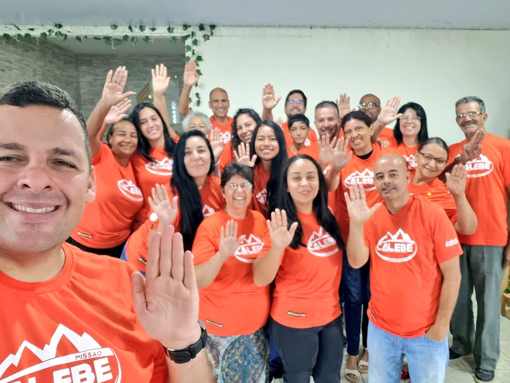 Manhã de Domingo de Ajustar o foco mo Calebe Training das igrejas do Carioca e São Lourenço 

🎯🖐🏻