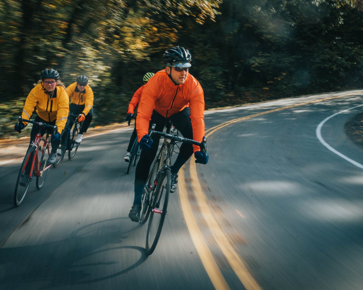 showerspass's tweet image. Two wheels, endless greenery, and your favorite riding partner by your side. Tag them and relive the moments that make the ride unforgettable! 🚴‍♀️🌿

#WaterproofGear #ShowersPass #AllElementsCovered #EnjoyTheRide