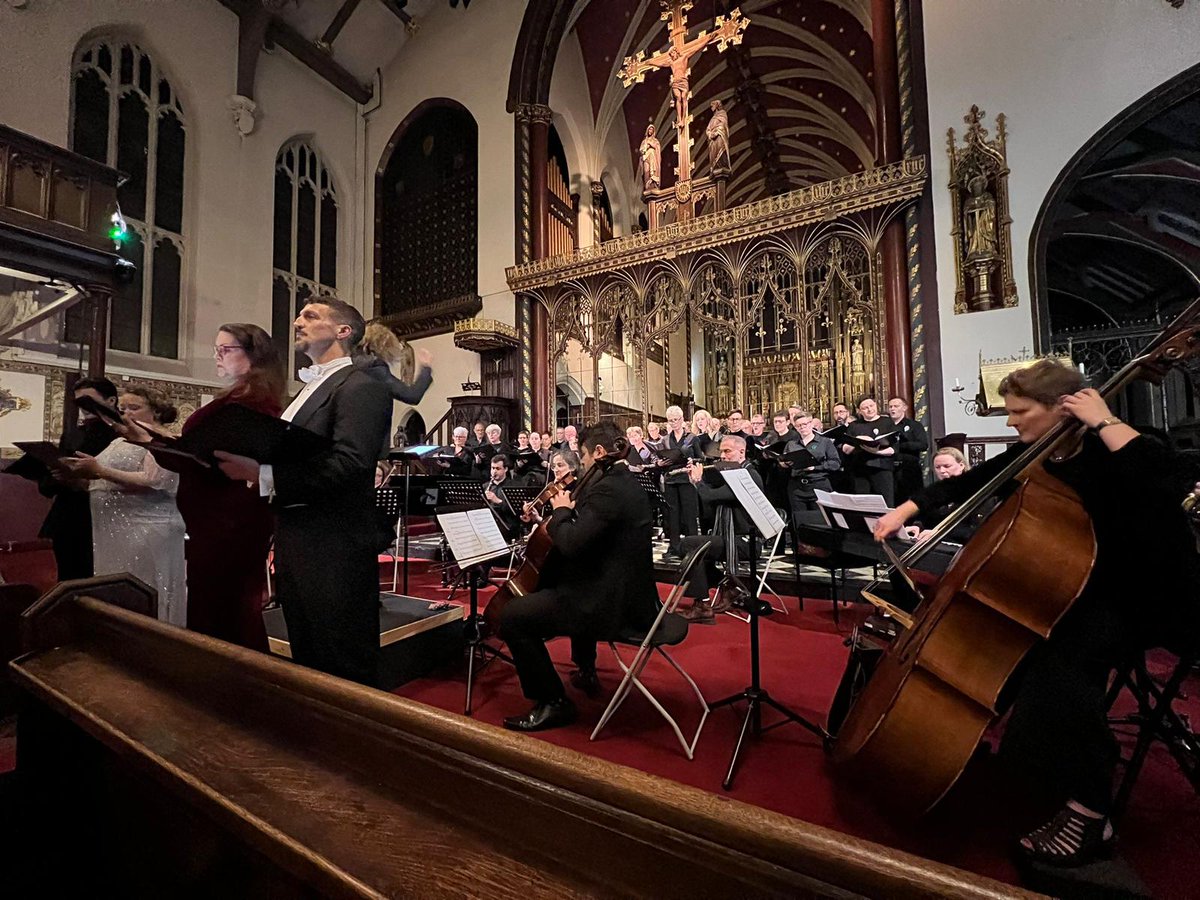 Diversity Choir tweet media
