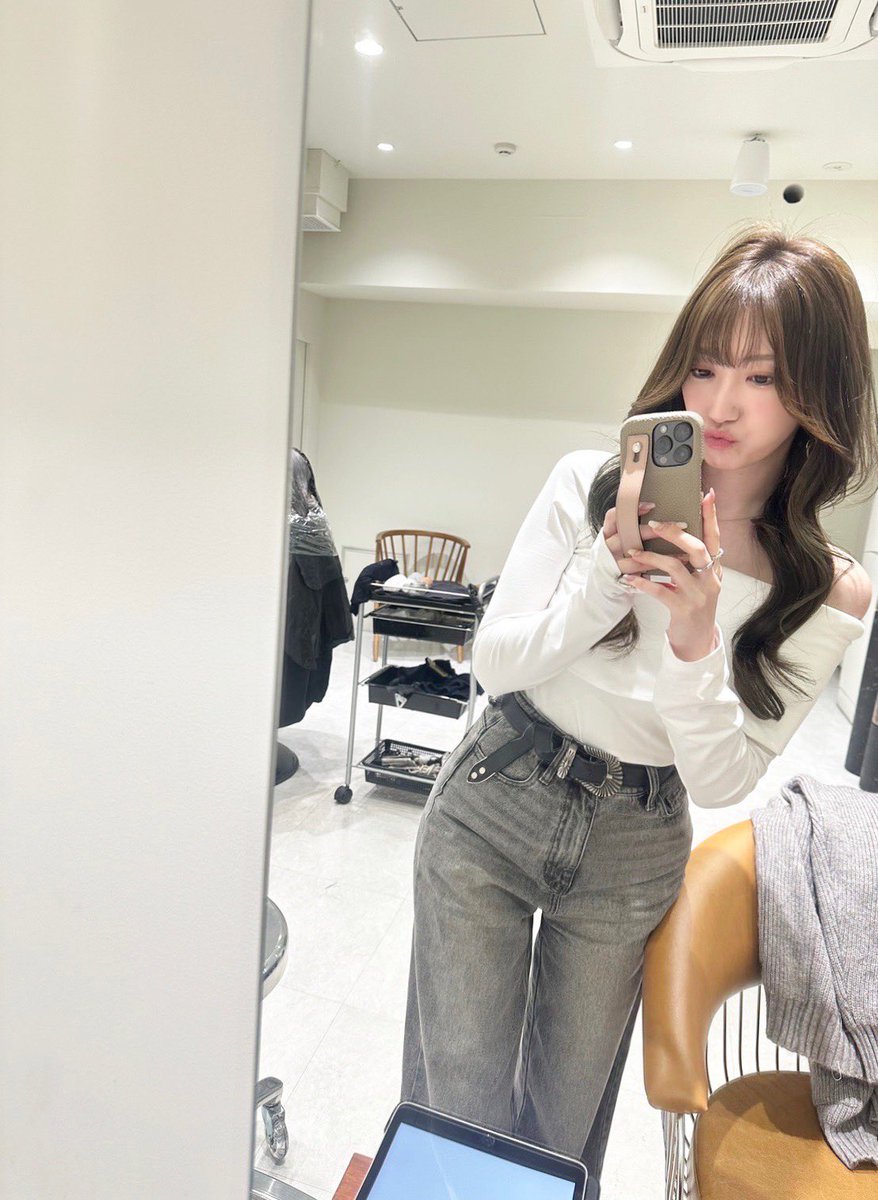 Post by 東海林里咲 ︎ Risa Shoji on X: おはよ🦖 ⋆͛