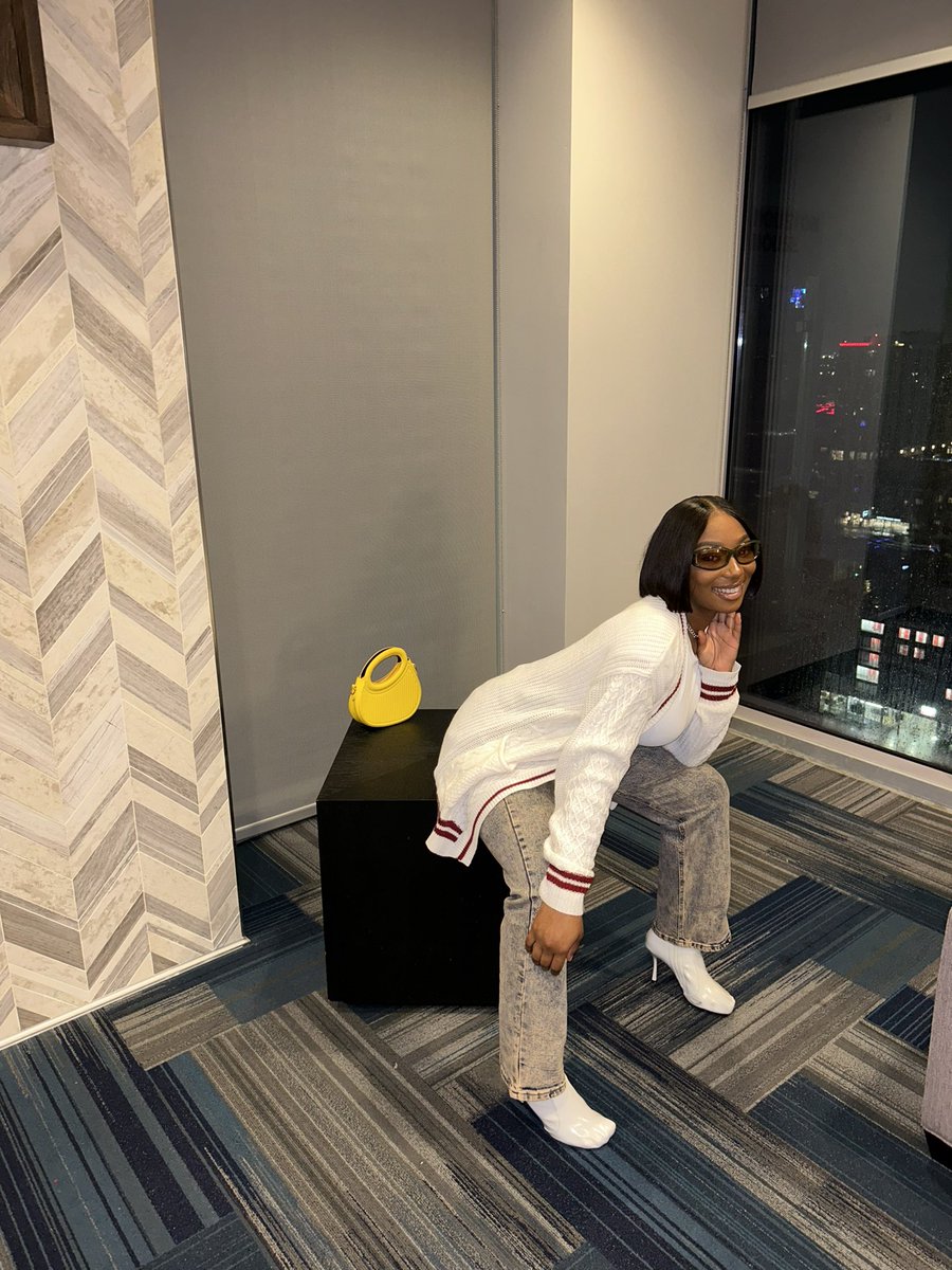 lilmeeks_'s tweet photo. grown. https://t.co/SIU4CAsoVM