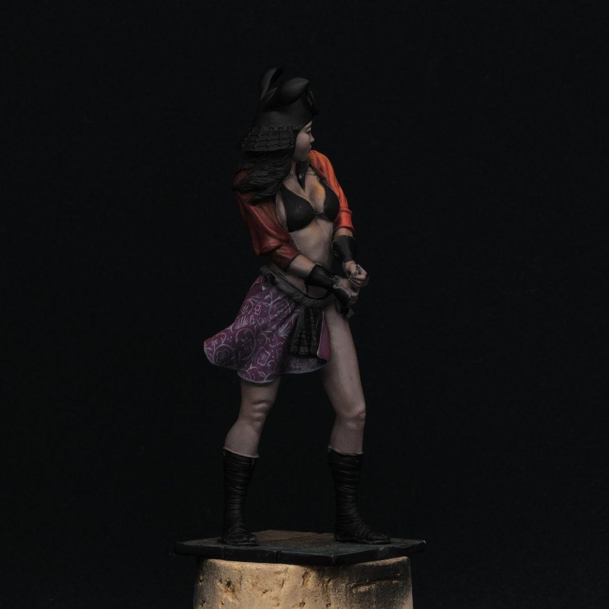 yokaiminip's tweet photo. Samurai Girl - WIP 3
順番的には黒い下着部分が先ですが、気がのっているうちに腰布部分を先に
上着は腰布と対比で細かい模様にせずに梵字入れるかな
#マインドワークスタジオ #mindworkstudio #ファレホ #筆塗り #ミニチュア #wip #warmongers https://t.co/kmEY8LJ878