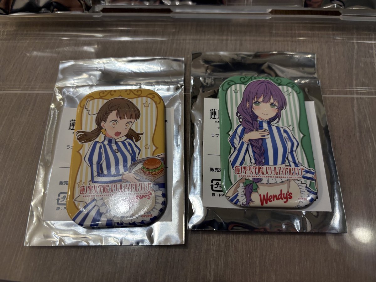 mroheiya's tweet photo. 【交換希望】
ラブライブ!蓮ノ空女学院スクールアイドルクラブ
Wendy's
ファーストキッチン
スクエア缶バッジ

譲:梢、小鈴
求:花帆

現在、横浜パルナード店におります。
店内、もしくは横浜でお渡し可能な方いらっしゃいましたらお声がけ下さい。 https://t.co/mpgEvE8VZi