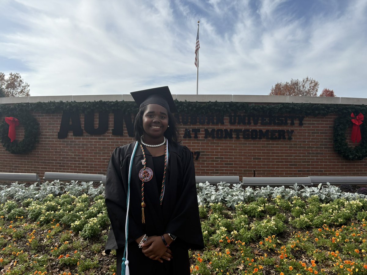 Reginald Smith tweet media