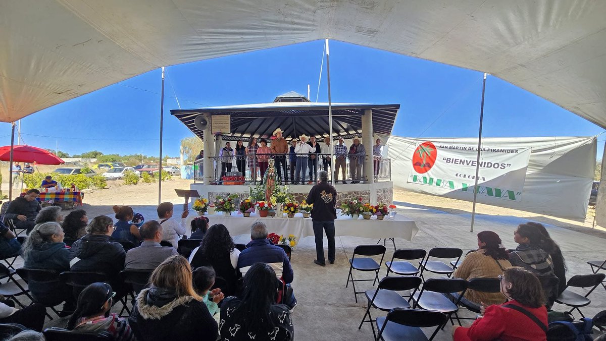 barraganpri's tweet photo. Entregamos en la colonia Palma y Raya su nuevo Quiosco un gusto hacer comunidad con vecinos nobles y de trabajo. #JuntosDejamosHuella https://t.co/SCDrkrl8LC