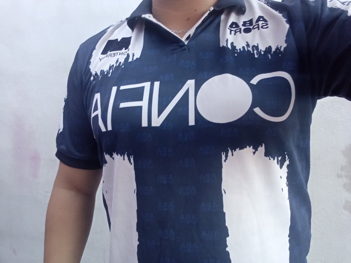 Shapu77's tweet photo. #Rayados venga la pandilla del cerro de la silla https://t.co/1FUX6anyQd