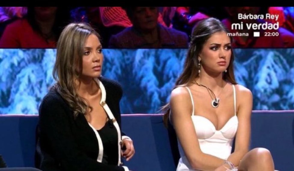 💥Daniela al publico: “que se callen estos ya”

ESTA NIÑATA DE QUE VA, EL PUBLICO Y LA AUDIENCIA ES INTOCABLE. #GHDBT15