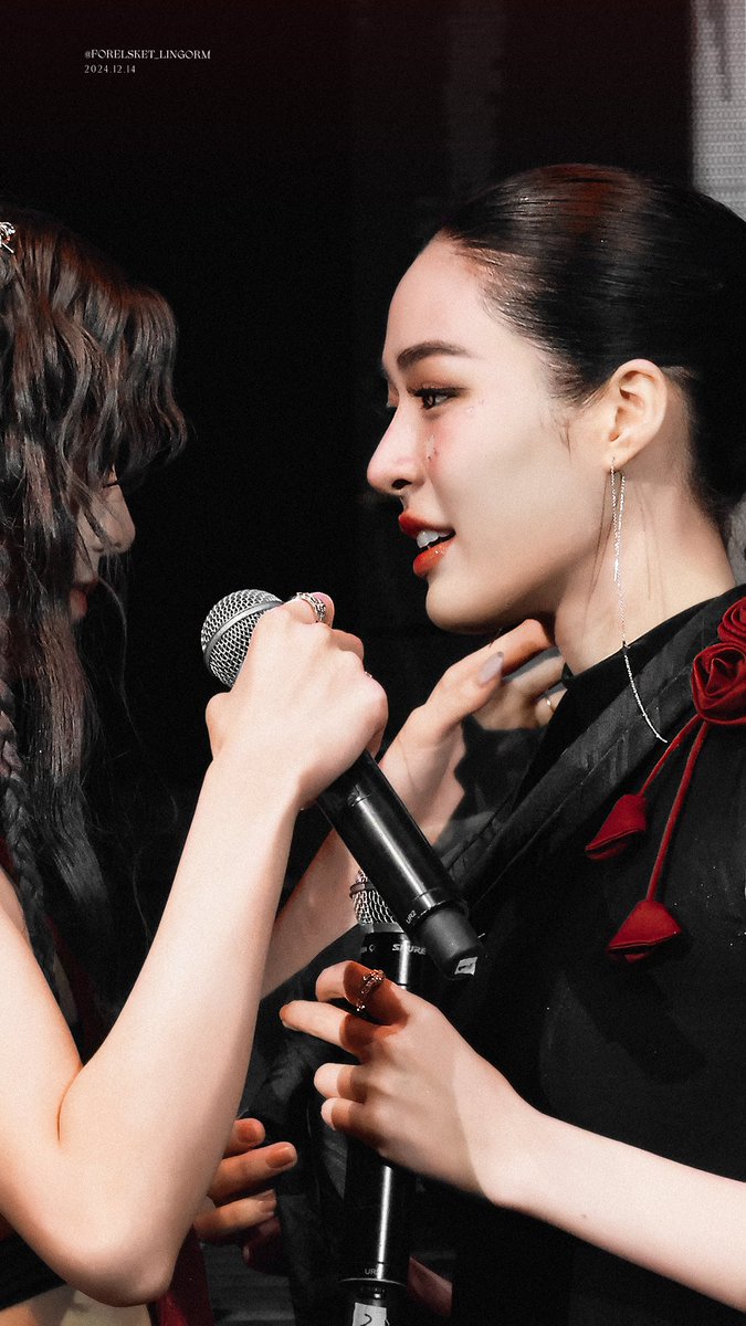 F_LingOrm's tweet photo. 𝐅𝐚𝐧 𝐦𝐞𝐞𝐭𝐢𝐧𝐠 𝐢𝐧 𝐌𝐚𝐜𝐚𝐮 
𝟐𝟎𝟐𝟒.𝟏𝟐.𝟏𝟓

𝑰'𝒎 𝒇𝒊𝒏𝒅𝒊𝒏𝒈 𝒉𝒆𝒂𝒗𝒆𝒏 𝒊𝒏 𝒚𝒐𝒖𝒓 𝒔𝒌𝒊𝒏.

#LingOrm2ndMeetMacauD2 
#ormkornnaphat #ออมกรณ์นภัส
#หลิงหลิงคอง #linglingkwong
#LingOrm #หลิงออม https://t.co/lG7fF2xcIa
