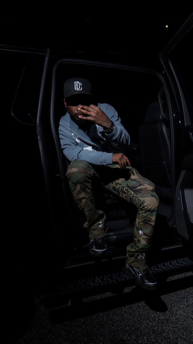 BmoreLilKey's tweet photo. I made it look simple even when it got rough, I knew I wanted more when they thought I had enough! #3Hawd https://t.co/QOccgyqWtp