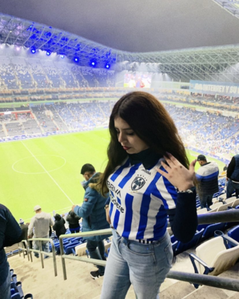 mayratovar3's tweet photo. RAYADOS VAMOS LPM๐๐ซ๐ฎ
#Rayados #CFM #LAADICCION #DALEMONTERREY https://t.co/l4tbKPa8Bl