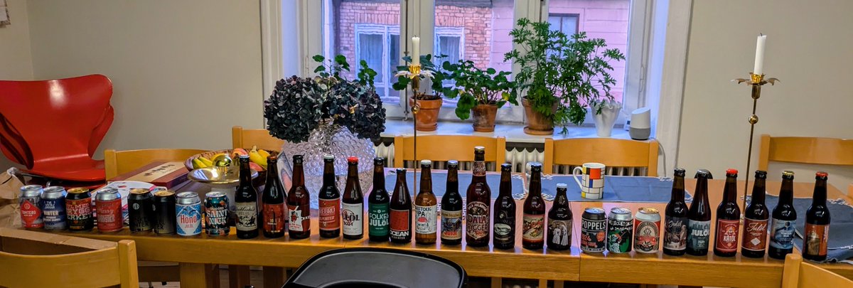 Tre år är en tradition. Här är den!

STORA - EFTERLÄNGTADE - JULÖLSTRÅDEN. STÖRRE ÄN NÅGONSIN. 

I år vågar jag påstå att detta är Sveriges största och bästa oberoende test av julöl. 
Jag har själv testat 43 olika sorter. 

🧵 I stigande betygsordning👇