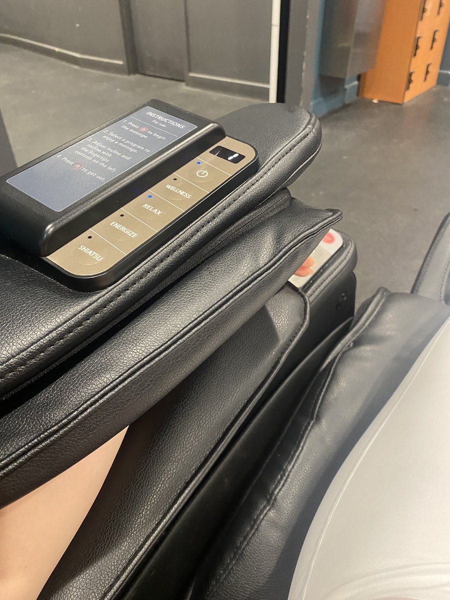 brattyheather_'s tweet photo. You wish you could be this massage chair right now 

Findom femdom cuck Latina queen spoiled princess paypig college brat https://t.co/1VhZPThf53